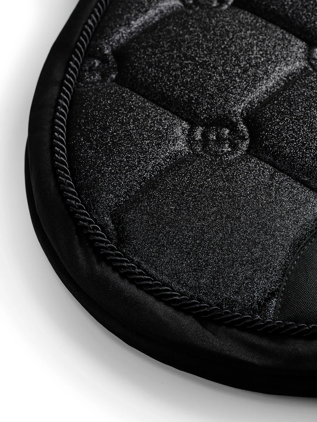 Equestrian Stockholm estehuopa All Black Glimmer