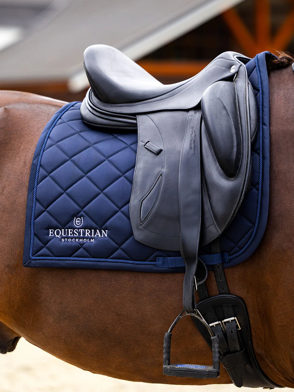Equestrian Stockholm kouluhuopa Line Midnight Blue